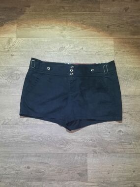 One 5 One Black Shorts